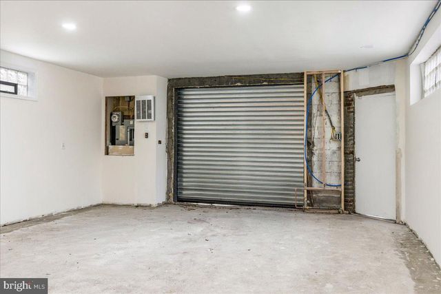 806 POWELL AVE, Darby, PA 19023