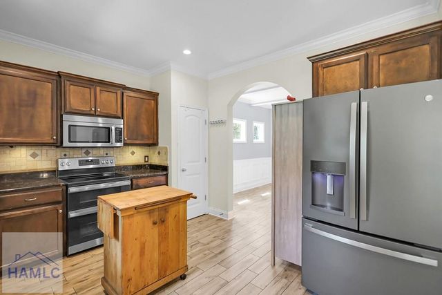 120 Arbor Circle NE, Ludowici, GA 31316