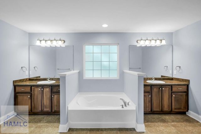 120 Arbor Circle NE, Ludowici, GA 31316