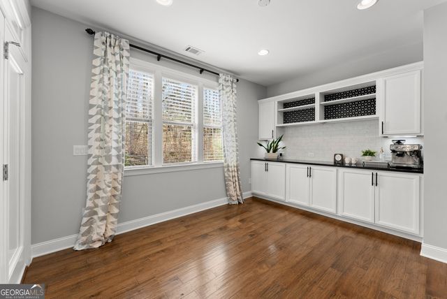 1710 Ashbury Park Drive, Hoschton, GA 30548