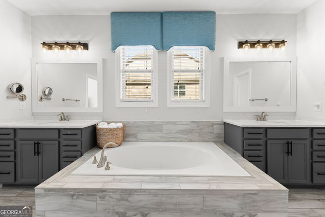 1710 Ashbury Park Drive, Hoschton, GA 30548