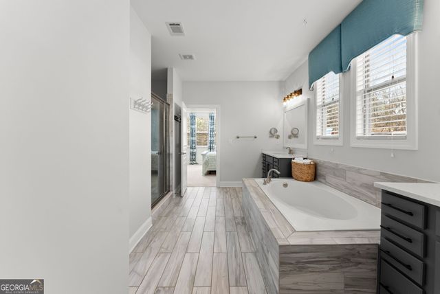 1710 Ashbury Park Drive, Hoschton, GA 30548