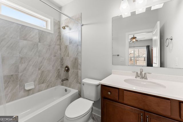 1710 Ashbury Park Drive, Hoschton, GA 30548