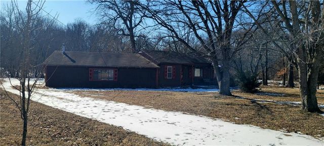 38305 E 155th Street, Pleasant Hill, MO 64080