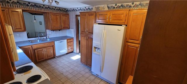 38305 E 155th Street, Pleasant Hill, MO 64080