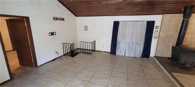 38305 E 155th Street, Pleasant Hill, MO 64080