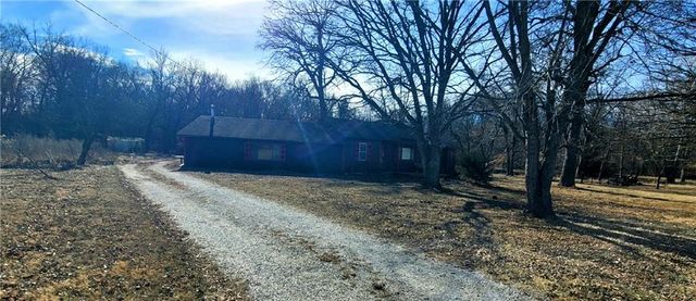 38305 E 155th Street, Pleasant Hill, MO 64080