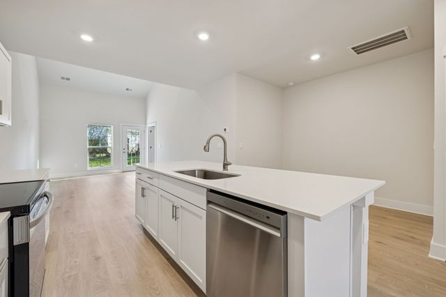 609 Tulip Springs Ct, Hermitage, TN 37076