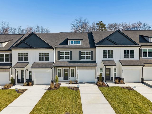 609 Tulip Springs Ct, Hermitage, TN 37076