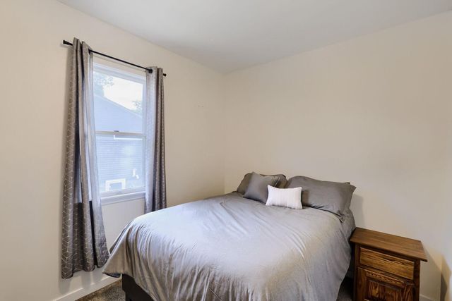 1211 3rd Street E, Hastings, MN 55033