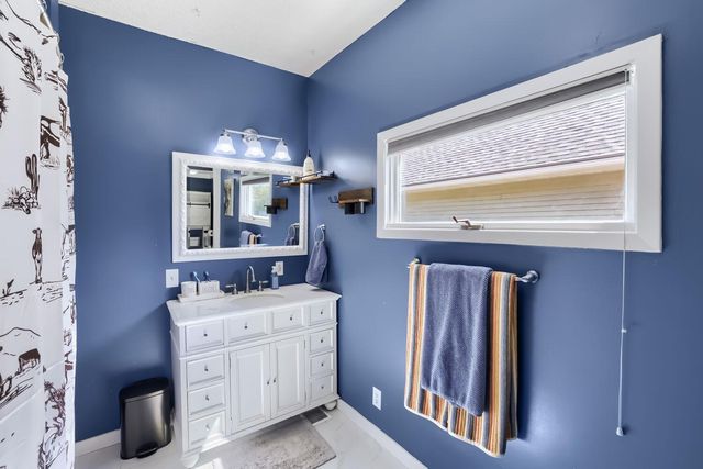 1211 3rd Street E, Hastings, MN 55033