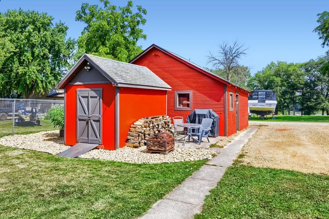 1211 3rd Street E, Hastings, MN 55033