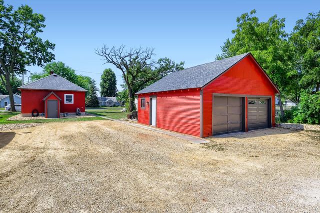 1211 3rd Street E, Hastings, MN 55033