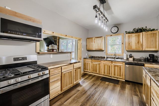 1211 3rd Street E, Hastings, MN 55033
