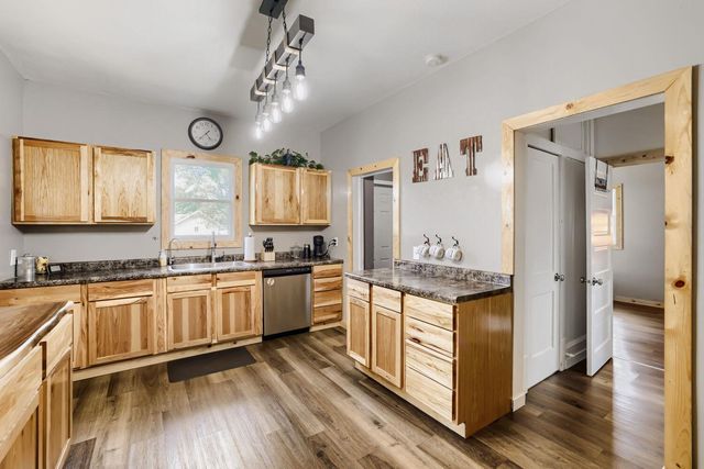 1211 3rd Street E, Hastings, MN 55033