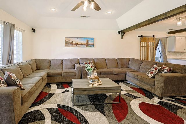 2747 FM 547, Farmersville, TX 75442