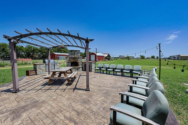2747 FM 547, Farmersville, TX 75442