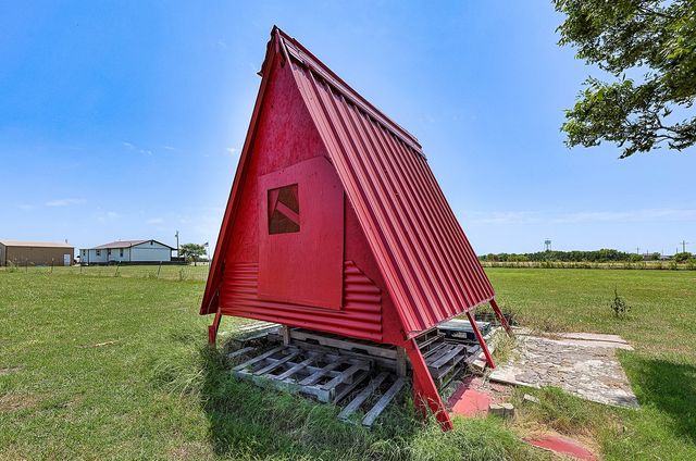 2747 FM 547, Farmersville, TX 75442