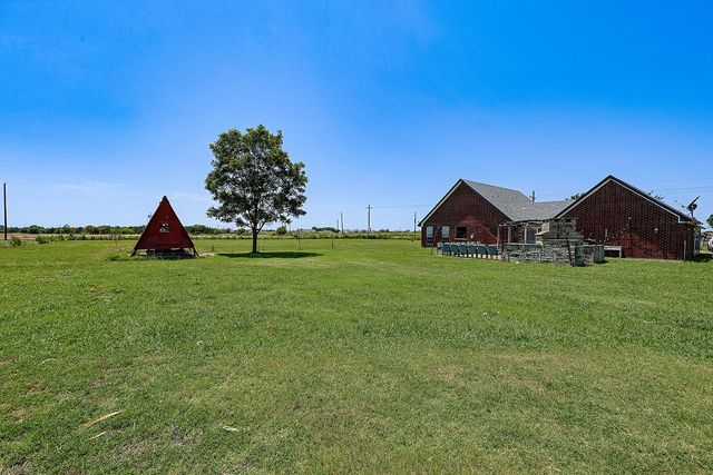 2747 FM 547, Farmersville, TX 75442