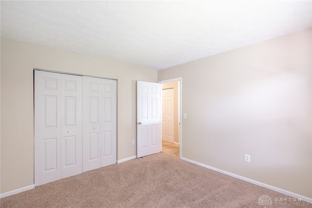 1499 Farrington, Kettering, OH 45420