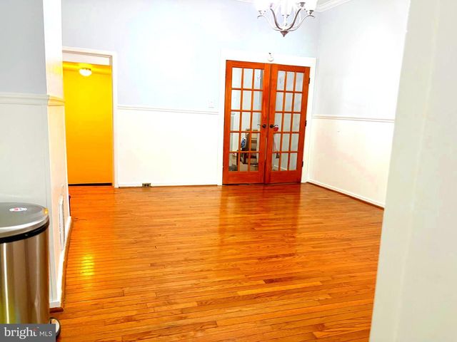 3642 MALDEN AVE, Baltimore, MD 21211