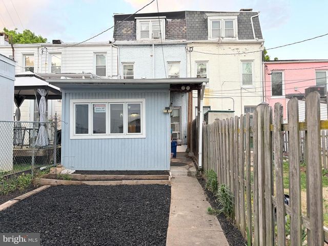 3642 MALDEN AVE, Baltimore, MD 21211