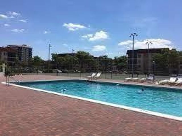 4158 Inverrary Drive 404, Lauderhill, FL 33319