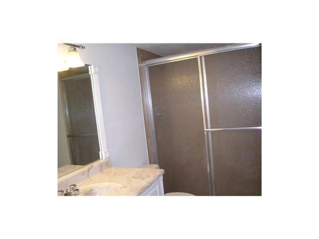 4158 Inverrary Drive 404, Lauderhill, FL 33319