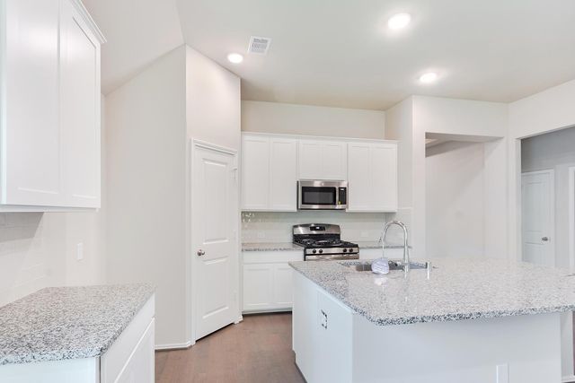 553 Timber Voyage Court, Conroe, TX 77304