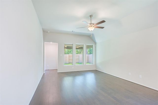 553 Timber Voyage Court, Conroe, TX 77304