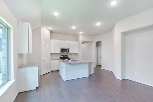 553 Timber Voyage Court, Conroe, TX 77304