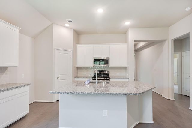 553 Timber Voyage Court, Conroe, TX 77304