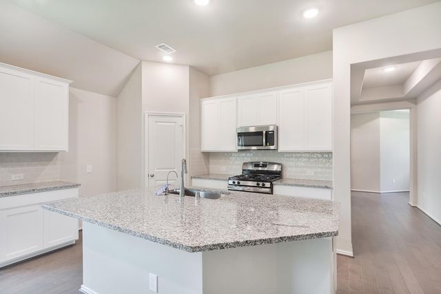 553 Timber Voyage Court, Conroe, TX 77304