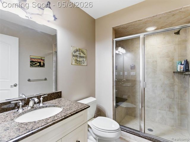3881 Trout Creek Lane, Oakland, MI 48363