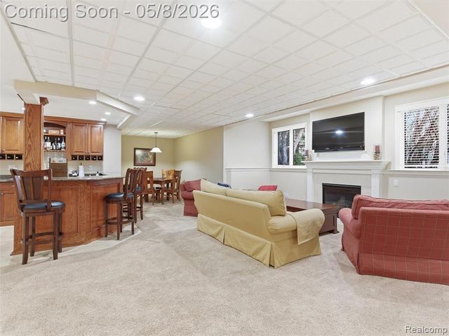 3881 Trout Creek Lane, Oakland, MI 48363
