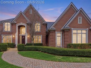 3881 Trout Creek Lane, Oakland, MI 48363