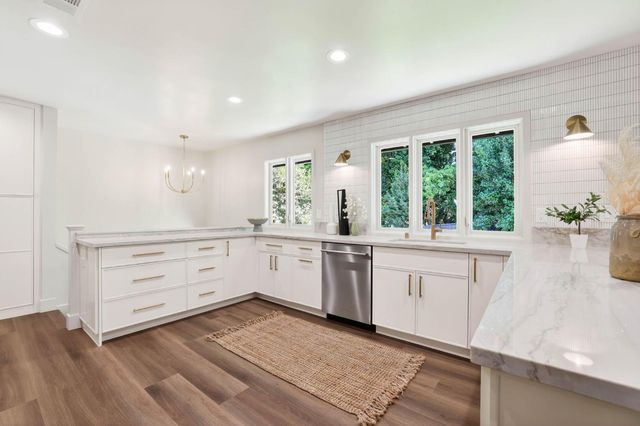 950 Somersby Way, Sacramento, CA 95864