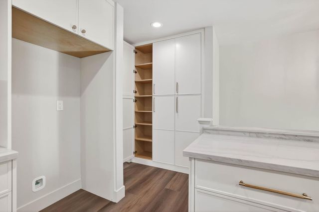 950 Somersby Way, Sacramento, CA 95864