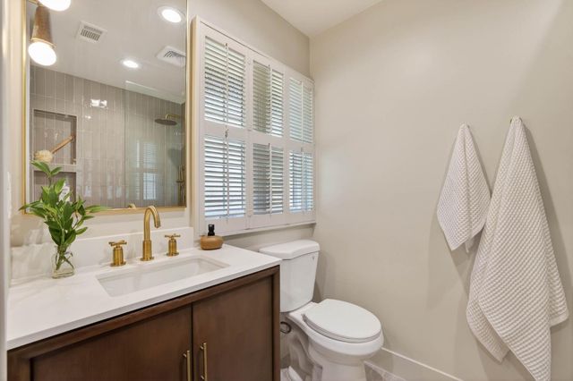 950 Somersby Way, Sacramento, CA 95864