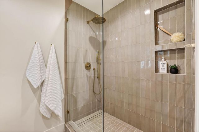 950 Somersby Way, Sacramento, CA 95864