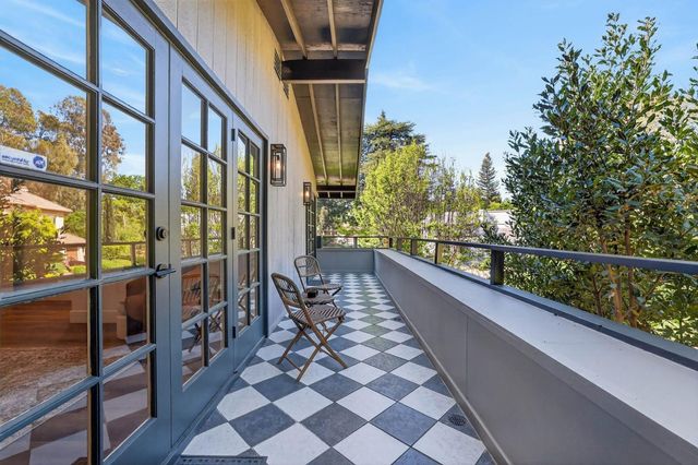 950 Somersby Way, Sacramento, CA 95864