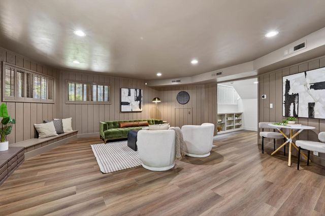 950 Somersby Way, Sacramento, CA 95864