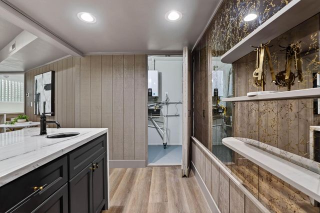 950 Somersby Way, Sacramento, CA 95864