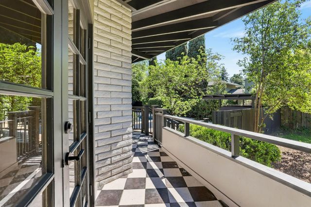 950 Somersby Way, Sacramento, CA 95864