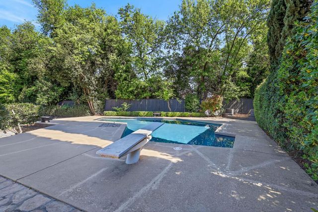 950 Somersby Way, Sacramento, CA 95864