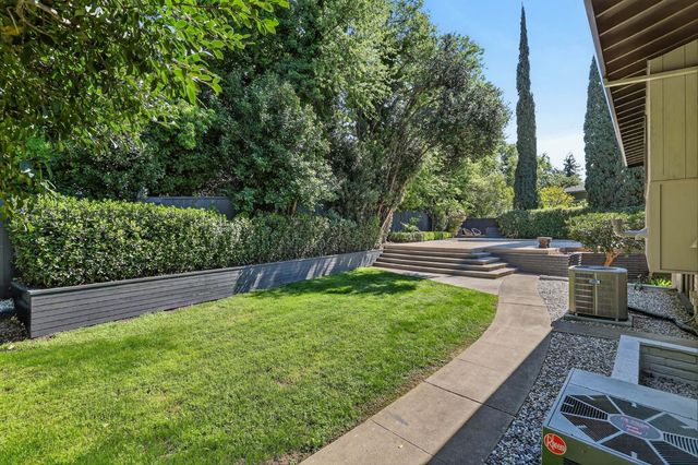 950 Somersby Way, Sacramento, CA 95864