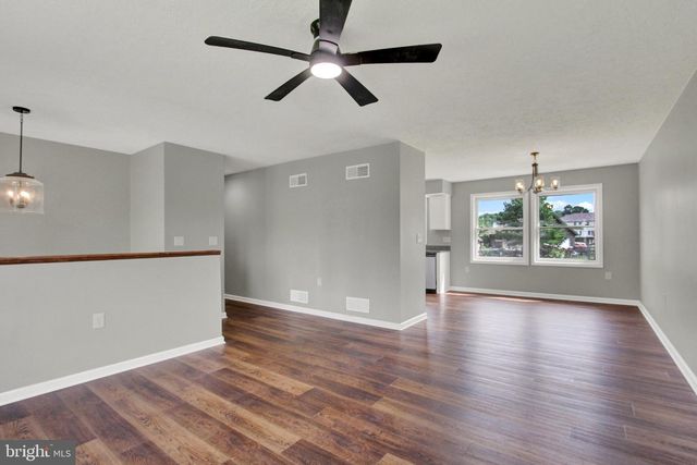 74 CURTIS DR, East Berlin, PA 17316