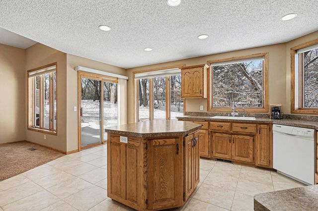 12118 Bluebird Circle NW, Coon Rapids, MN 55448