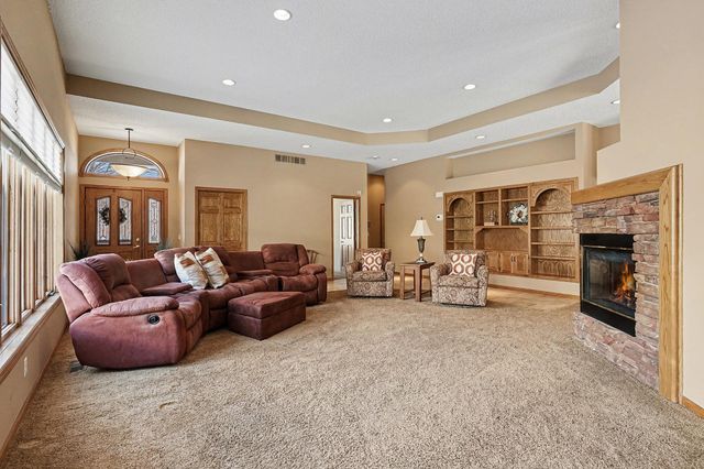 12118 Bluebird Circle NW, Coon Rapids, MN 55448