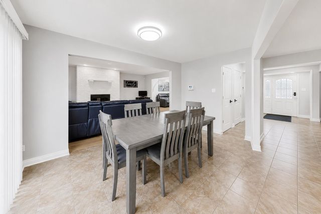 2116 Ridge Road, Highland, IN 46322